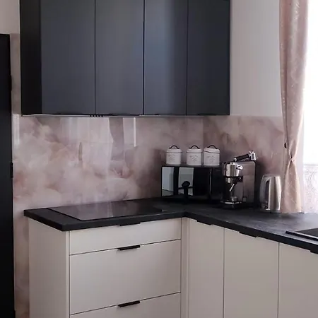 Apartment Warowna Centrum